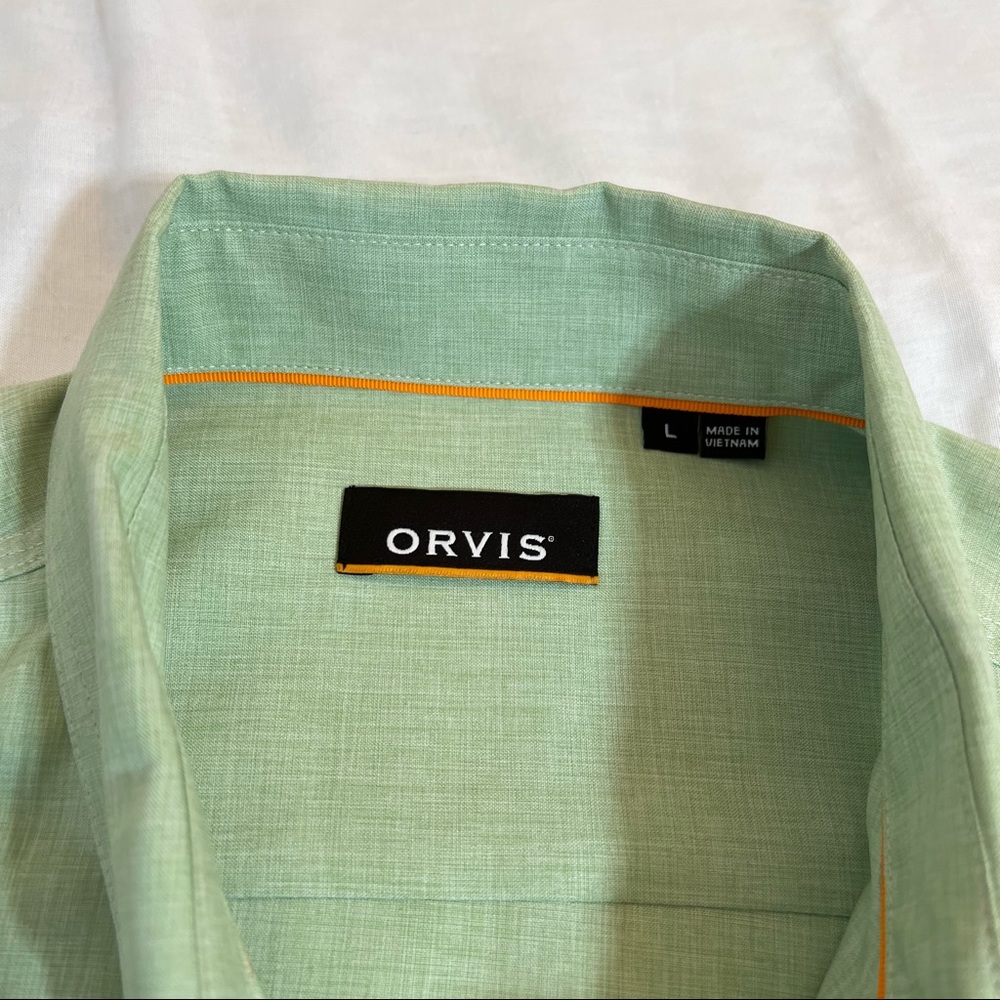Orvis Men's Green Casual Button Down Shirt - Picture 6 of 13